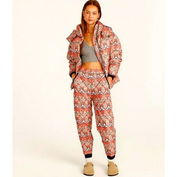 J. Crew / Liberty of London Quilted Puffer Jogger Pant, May Nouveau, 8 , NWT - Picture 2 of 8